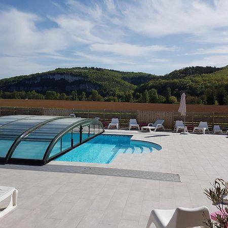 Hotel Les Gabarres Tour-de-Faure ภายนอก รูปภาพ