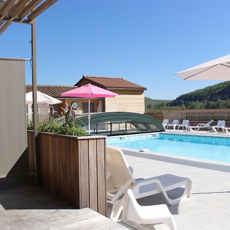 Hotel Les Gabarres Tour-de-Faure ภายนอก รูปภาพ