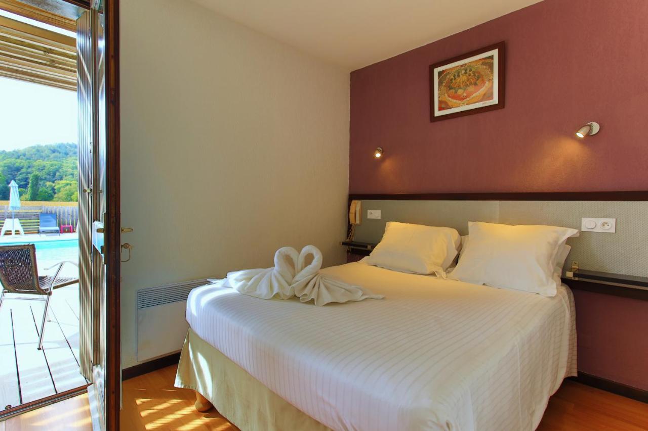 Hotel Les Gabarres Tour-de-Faure ภายนอก รูปภาพ