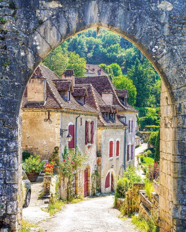 Hotel Les Gabarres Tour-de-Faure ภายนอก รูปภาพ