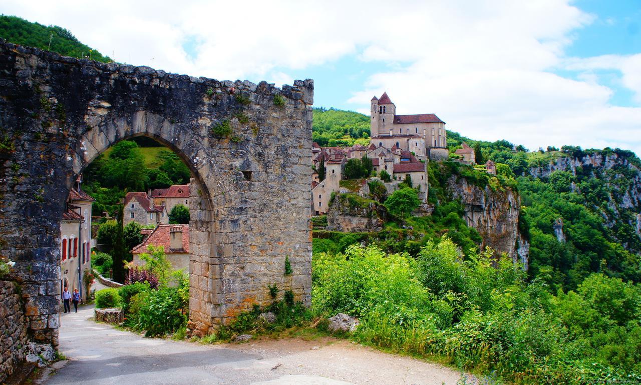 Hotel Les Gabarres Tour-de-Faure ภายนอก รูปภาพ